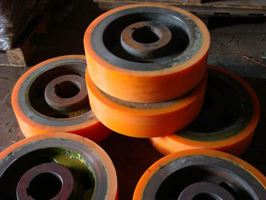 滚轮包胶Φ450Χ125