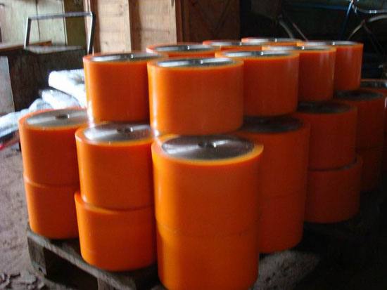 焊装线滚轮架轮2